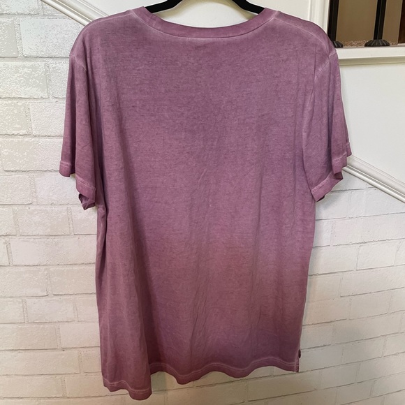 Victoria secret tshirt size large - Picture 2 of 3